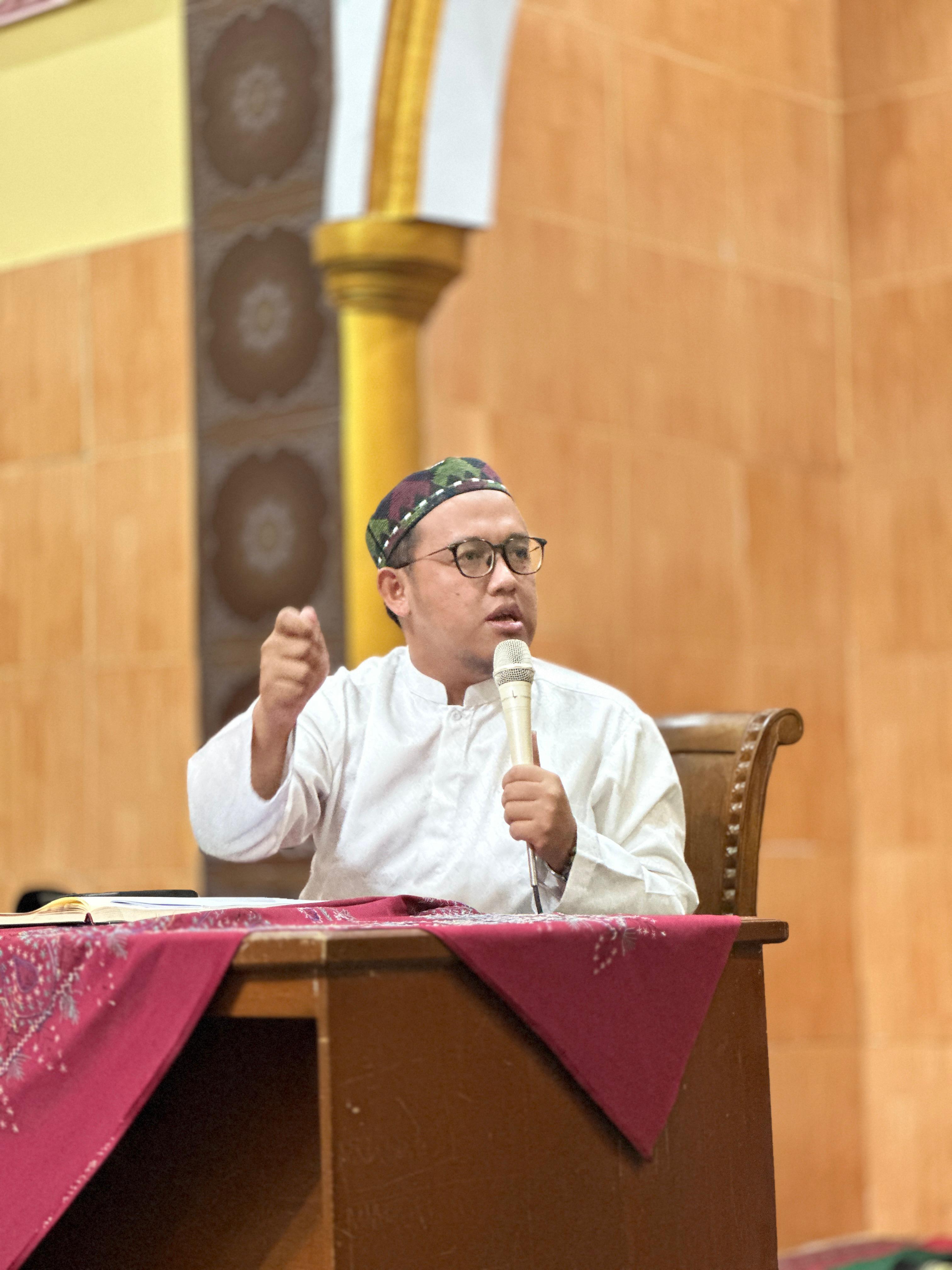 Pelepah Kurma Pun Merindukan 